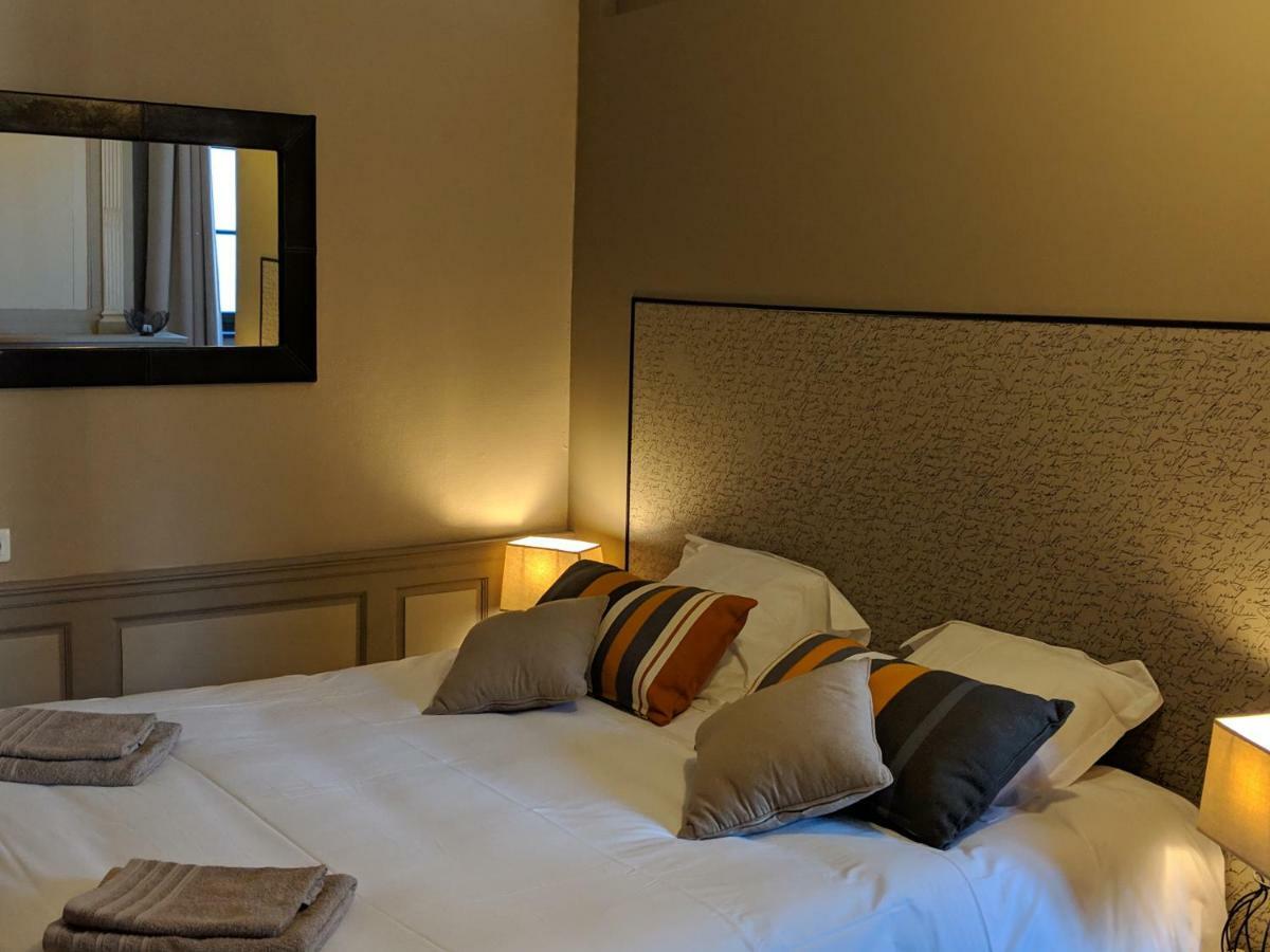 Bed and Breakfast Loge Montaigne L'Hopital-sous-Rochefort Exterior foto
