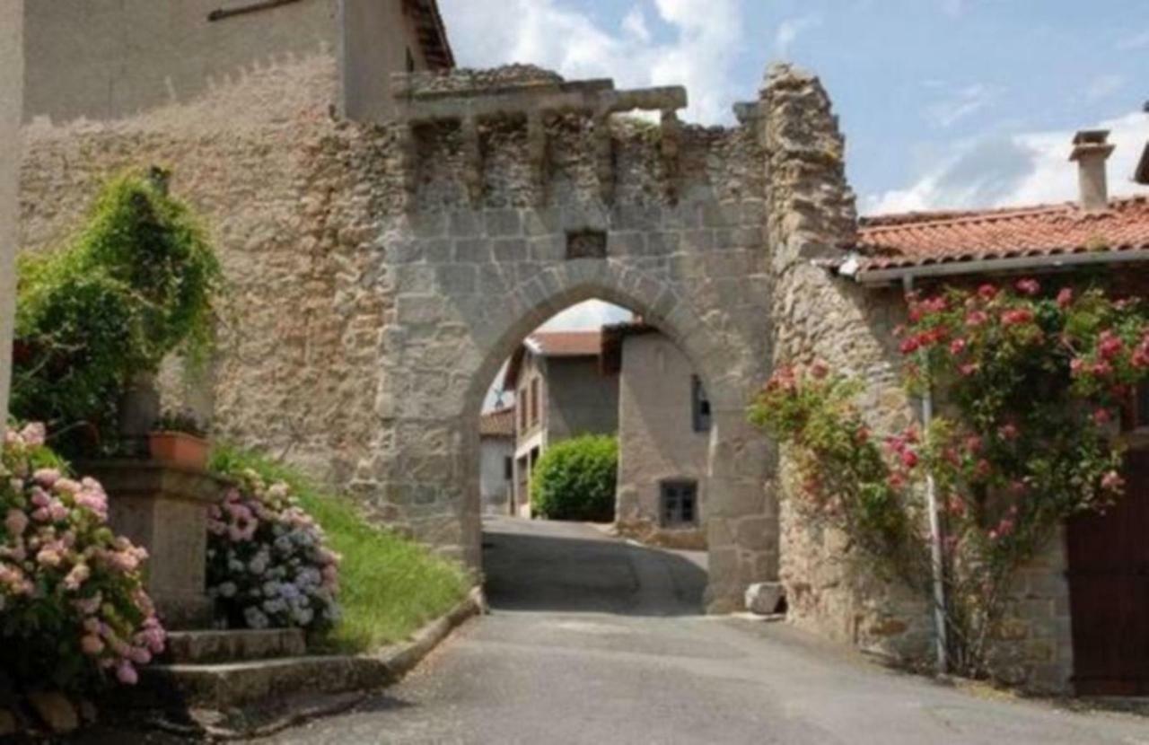 Bed and Breakfast Loge Montaigne L'Hopital-sous-Rochefort Exterior foto